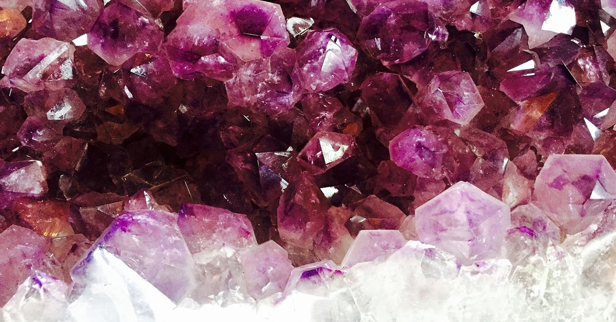 A Guide To Healing Crystals: 10 Most Effective Healing Stones