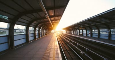 5 Signs Of Commuting Stress: Long Commute To Work Tips